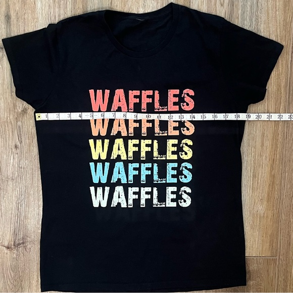 Black Short Sleeve Waffles T Shirt, Female Fit, runs a little small - Picture 4 of 5